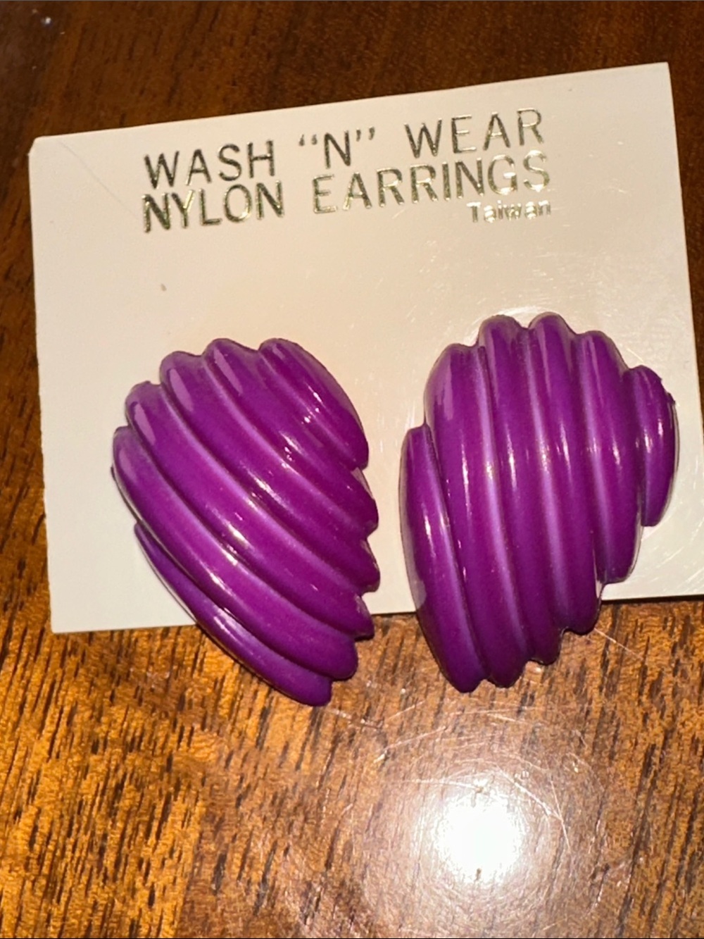New on Card Vintage 70s/80s Purple Nylon Post Earrings